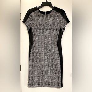 Karen Kane Dress. Size Medium. Leather stripes down side. Flattering cut.